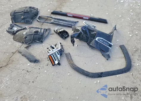 2025 GMC Sierra C1500 Slt z USA, uszkodzony, nr VIN 1GTPHDED1SZ217601